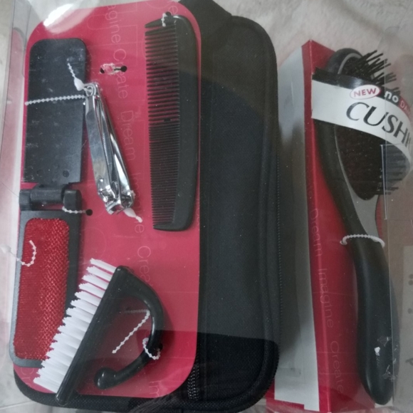 Travel kit - Picture 1 of 3